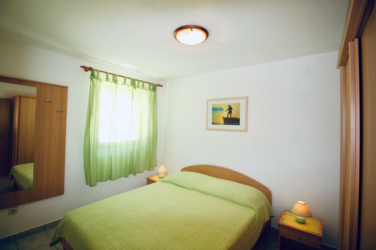 Charming Apartments Vesna Ravni Labin  Exterior photo